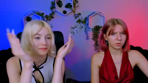 Snapshot of _sabrina_moore chatting on 06-15-26, 06:21 sabrina online show from 06-15-26, 06:21