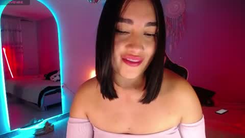 Snapshot of _santalove_ chatting on 06-20-26, 02:58 SantaLove online show from 06-20-26, 02:58