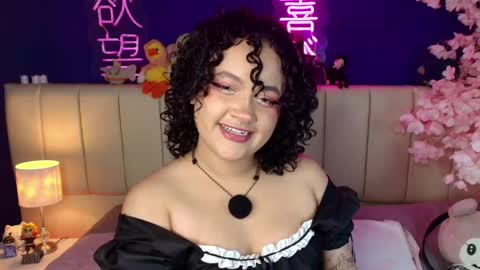 Sara online show from 05-24-26, 04:06