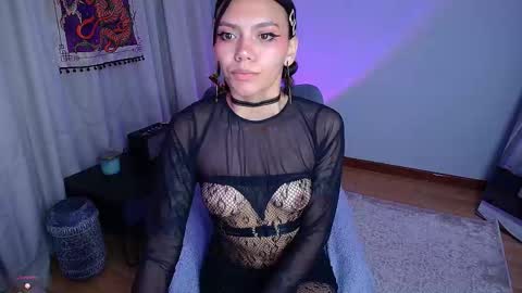 Laura online show from 01-16-26, 01:37