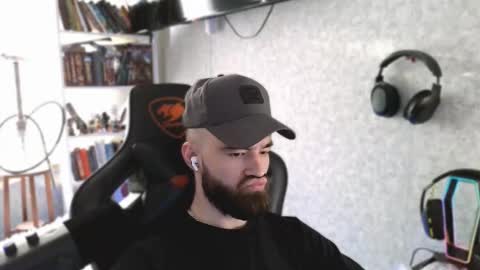 Ask me online show from 03-09-26, 06:28