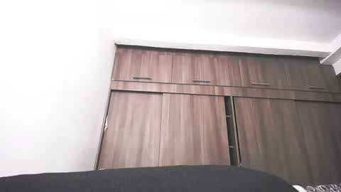 Juan Pablo-independent model online show from 03-07-26, 11:02