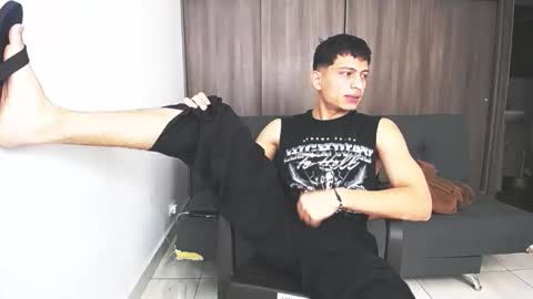 Juan Pablo-independent model online show from 03-21-26, 05:38