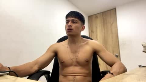 Snapshot of _sexy_jack chatting on 07-01-26, 05:31 Juan Pablo-independent model online show from 07-01-26, 05:31
