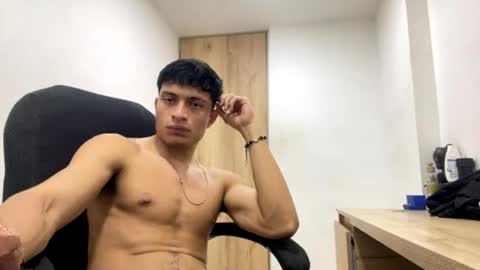 Snapshot of _sexy_jack chatting on 07-05-26, 04:19 Juan Pablo-independent model online show from 07-05-26, 04:19