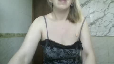Snapshot of _sexyxsveta_ chatting on 06-22-26, 06:54 SexyXSveta online show from 06-22-26, 06:54