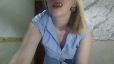Snapshot of _sexyxsveta_ chatting on 07-19-26, 01:31 SexyXSveta online show from 07-19-26, 01:31