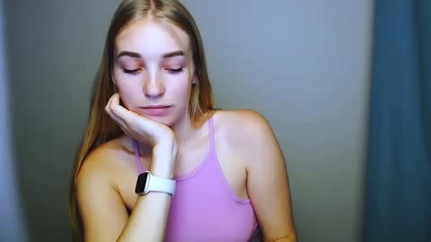 Rachel online show from 11-23-25, 07:35