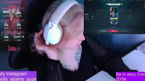 Snapshot of _sofia_adam_ chatting on 05-18-26, 07:03 pups online show from 05-18-26, 07:03