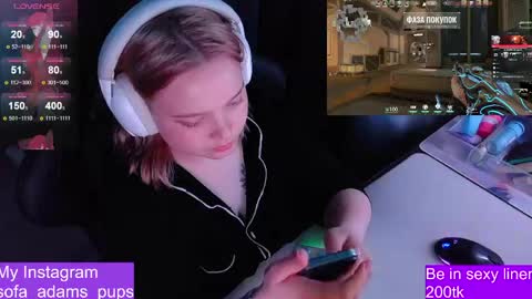 Snapshot of _sofia_adam_ chatting on 05-22-26, 06:53 pups online show from 05-22-26, 06:53