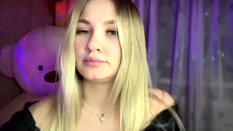 Snapshot of _sofiawood1_ chatting on 02-26-25, 04:56 _sofiawood1_ online show from 02-26-25, 04:56