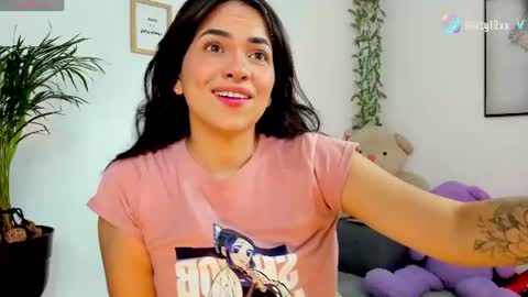    online show from 06-17-26, 01:56