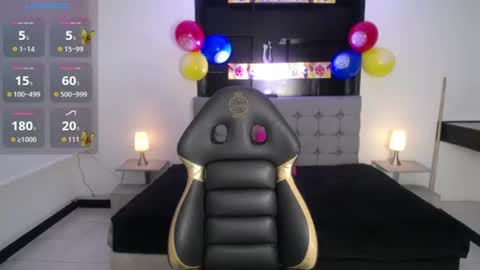 Snapshot of _sweet_lia_ chatting on 06-24-26, 07:35 _sweet_lia_ online show from 06-24-26, 07:35