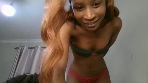 _sweetebony_r online show from 02-19-26, 07:04