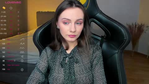 Snapshot of _sweety_ann chatting on 12-23-24, 06:33 Ann online show from 12-23-24, 06:33