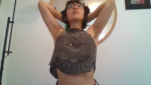 _tutti_frutti_ online show from 07-13-26, 09:50
