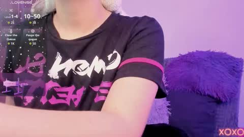     online show from 03-26-26, 03:01