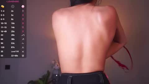 Snapshot of _wicked_game chatting on 12-22-25, 09:39 Anna online show from 12-22-25, 09:39