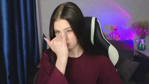 Fiona and Wayne online show from 04-09-26, 08:58