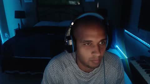 a4orce online show from 11-19-25, 02:00