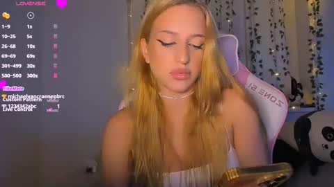 Snapshot of a_nice chatting on 07-20-26, 10:23 Anice online show from 07-20-26, 10:23