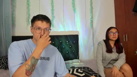 A Sexy Couple online show from 04-09-26, 06:52