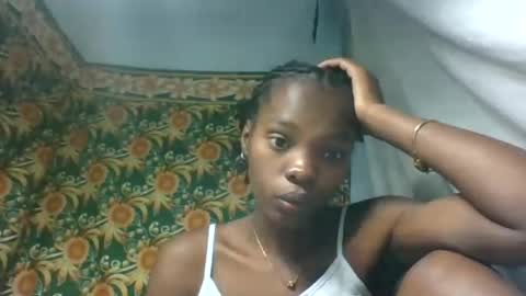aadienne online show from 06-12-26, 08:46