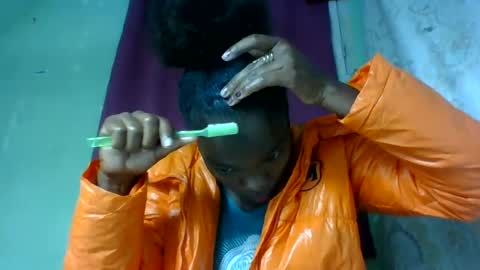 Snapshot of aadienne chatting on 06-23-26, 01:14 aadienne online show from 06-23-26, 01:14