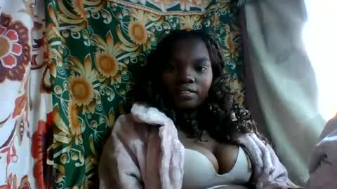 Snapshot of aadienne chatting on 07-07-26, 06:47 aadienne online show from 07-07-26, 06:47
