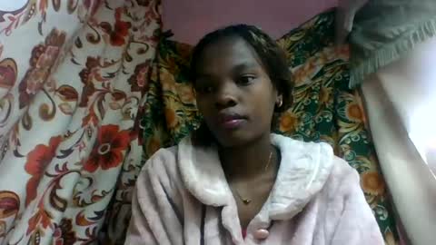 Snapshot of aadienne chatting on 07-09-26, 06:28 aadienne online show from 07-09-26, 06:28