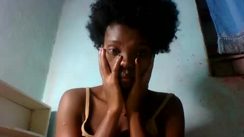 Snapshot of aadienne chatting on 07-31-26, 10:42 aadienne online show from 07-31-26, 10:42