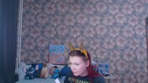Snapshot of aalicebubble chatting on 06-24-26, 06:51 Alice online show from 06-24-26, 06:51