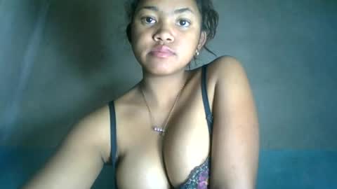 aariciah online show from 07-28-26, 03:24