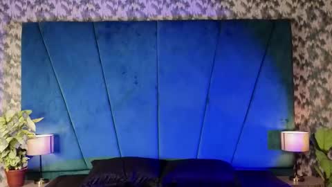 Aaron Ezequiel online show from 10-21-25, 10:43