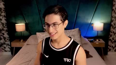 Aaron Ezequiel online show from 05-29-26, 12:58