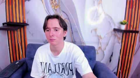 Aaron online show from 10-29-25, 06:53