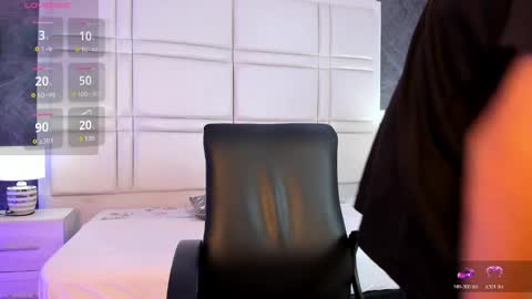 Aaron online show from 04-07-26, 08:31