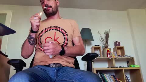 Aaron online show from 05-27-26, 03:47