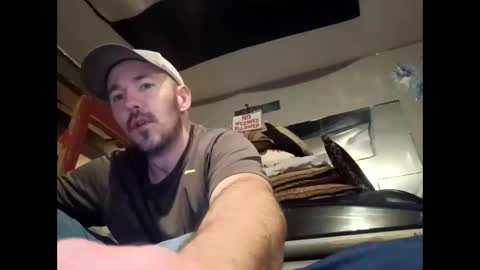 aaronshere888888 online show from 03-20-26, 11:37