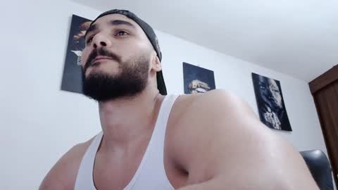 Snapshot of aaronteylor chatting on 12-04-24, 07:45 aaronteylor online show from 12-04-24, 07:45