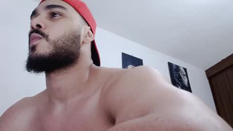 Snapshot of aaronteylor chatting on 12-11-24, 11:08 aaronteylor online show from 12-11-24, 11:08