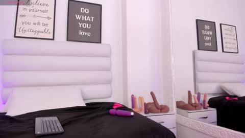 abbey_walker online show from 03-12-26, 11:16