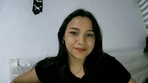 Snapshot of abbie_23 chatting on 02-08-26, 01:58 Abbie cute online show from 02-08-26, 01:58