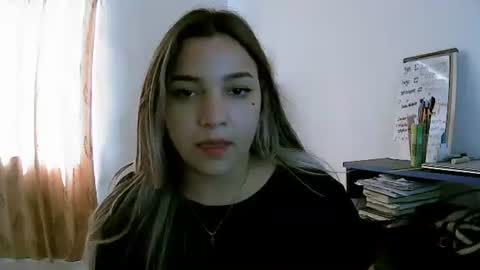 Snapshot of abbie_23 chatting on 03-07-26, 07:00 Abbie cute online show from 03-07-26, 07:00