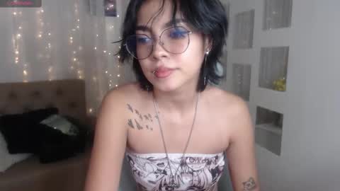 Abbi online show from 03-12-25, 07:28