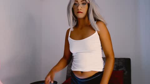 May  Imstagram  online show from 01-20-25, 03:18