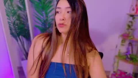 Snapshot of abella_ruiz chatting on 07-08-26, 12:48 Abella Ruiz online show from 07-08-26, 12:48