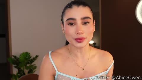 abie_owen online show from 06-03-26, 12:46