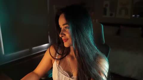 Snapshot of abigail_adamss_ chatting on 06-17-26, 06:42 Abigail online show from 06-17-26, 06:42