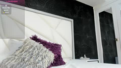 Abigail online show from 12-22-25, 11:18